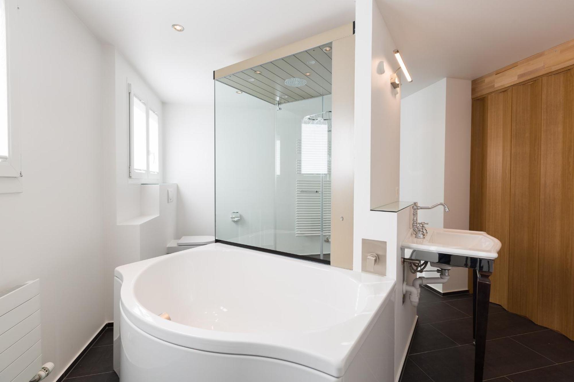 Pilatus Apartments Alpnach Room photo